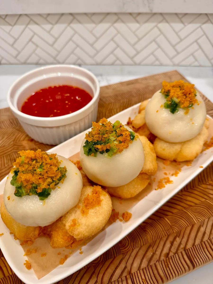 Banh It Ram (Vietnamese Steamed Dumpling on Crispy Rice) photo